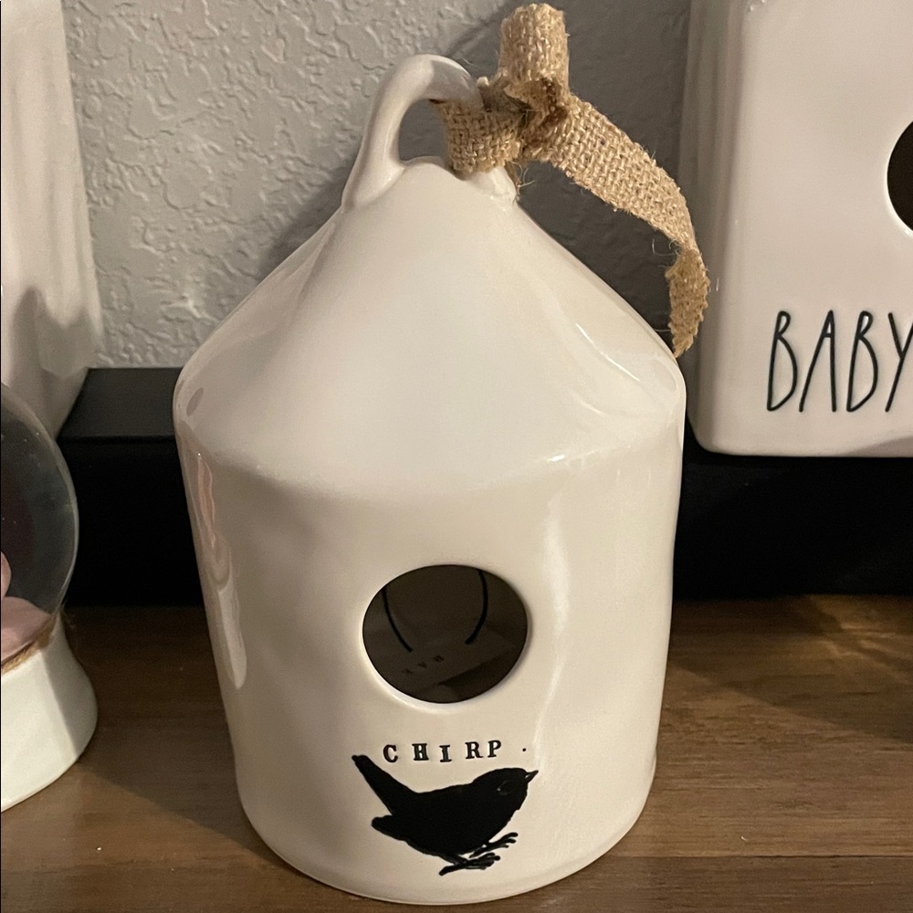 HTF RAE DUNN  Birdhouse with Black Bird DesignNWT ❤️